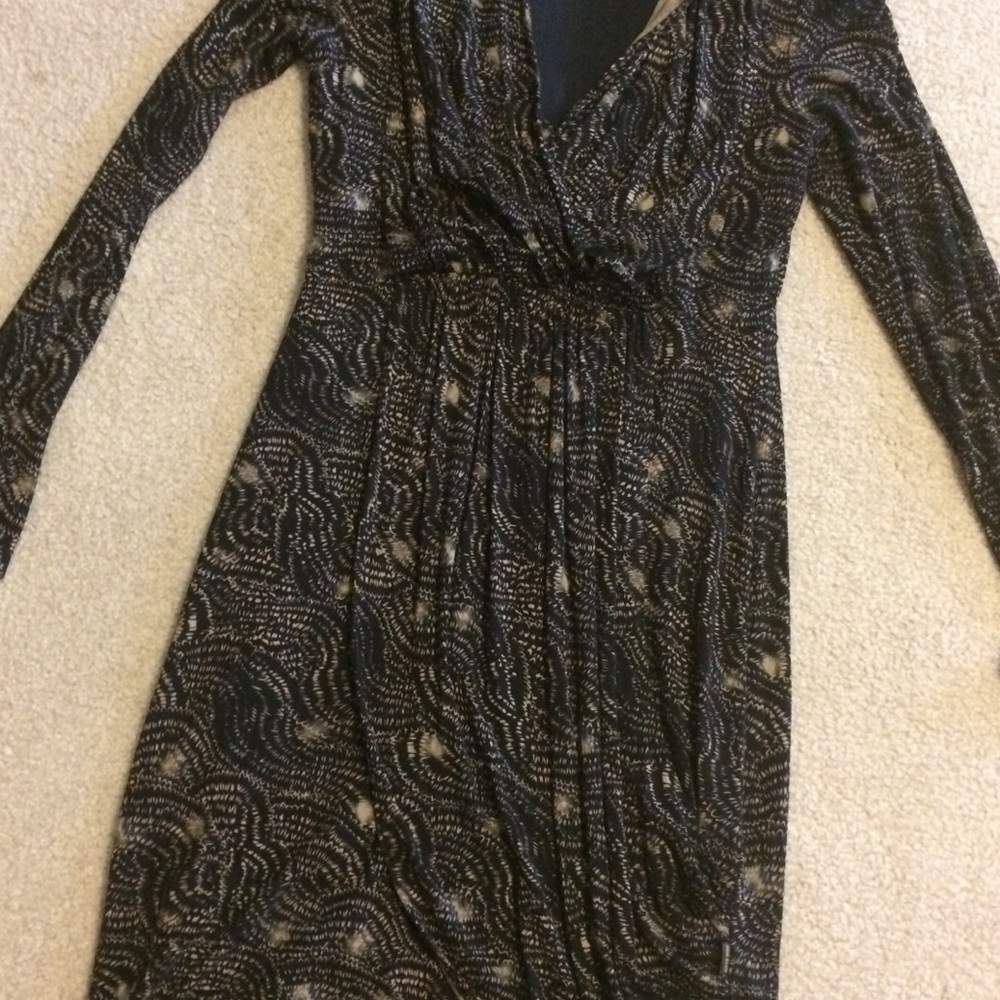 Dress - Picture 3 of 6